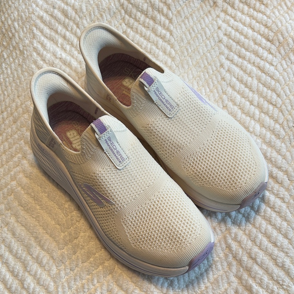 Skechers Women's Cream and Lavender Slip-On Sneakers